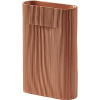 Muuto - Ridge Vase H 35 cm, terrakotta von Muuto