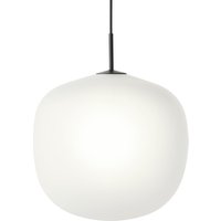 Muuto - Rime Pendelleuchte Ø 45 cm, opal / schwarz von Muuto