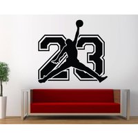 Michael Jordan Wall Decal - 23 Zeichen Aufkleber Basketball Springen Mann Vinyl-Wand-Dekor von MuyayoStudio