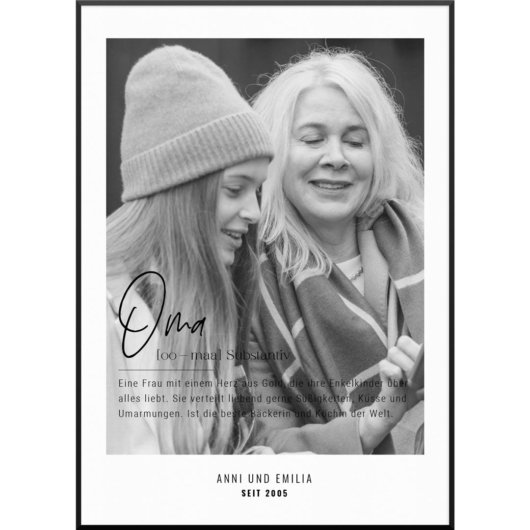 Personalisiertes Fotoposter "Fotoposter Definition Oma" | Geschenk für Oma | Geschenkidee für Oma, 40 x 60 cm von My Fam Poster I Individuelle Familienposter