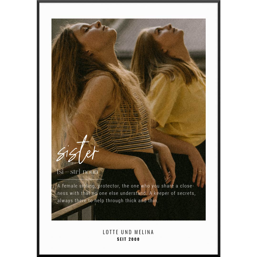 Personalisiertes Fotoposter "Fotoposter Definition Sister" | Geschenk für Schwester | besonderes Geschenk, 40 x 60 cm von My Fam Poster I Individuelle Familienposter