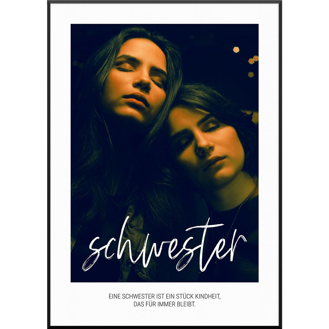 Personalisiertes Fotoposter "Fotoposter Schwester Script" | Geschenk für Schwester | besonderes Geschenk, 50 x 70 cm von My Fam Poster I Individuelle Familienposter