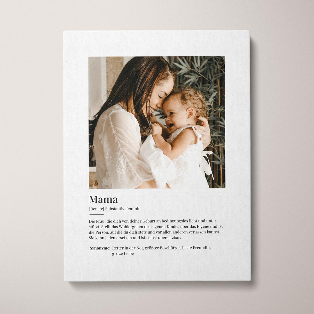 Personalisierte Leinwand "Fotoleinwand Definition Mama" | Geschenk für Mama | besonderes Muttertagsgeschenk, 30 x 40 cm von My Fam Poster I Individuelle Familienposter