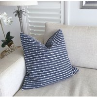 Küstenstreifen Kissenbezug Natürliches Korbgeflecht, Strandhaus Dekor Küstenstreifen Kissenbezug Natürliches Korbgeflecht, Strandhaus Dekor von MyBeachsideStyle