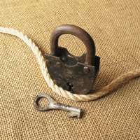 Antikes Vorhängeschloss Mit Schlüssel Rustikales Hochzeits-Liebesschloss, Scheunendekor Antikes Vorhängeschloss Mit Schlüssel Rustikales Hochzeits-Liebesschloss, Scheunendekor von MyBootSale