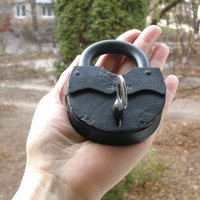 Antikes Vorhängeschloss Mit Skelett-Schlüssel Rustikales Hochzeits-Liebesschloss Antikes Vorhängeschloss Mit Skelett-Schlüssel Rustikales Hochzeits-Liebesschloss von MyBootSale