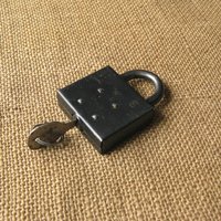 Kleines Antikes Vorhängeschloss Mit Schlüssel Rustikale Bauernhaus-Dekor | 45 X 70 Mm Kleines Antikes Vorhängeschloss Mit Schlüssel Rustikale Bauernhaus-Dekor | 45 X 70 Mm von MyBootSale