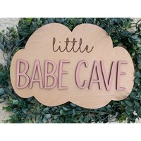 Little Babe Cave Kinderzimmer Schild, Wolke Wand Dekor, Dekor, Mädchen Spielzimmer Wanddeko, Baby Wolken von MyCallieGirl