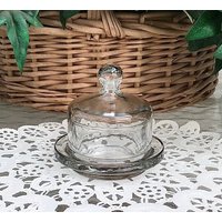 Kleine Gewölbte Butterdose Mit Unterteller - 2 Stück Verschenkbar von MyClassiCupboard