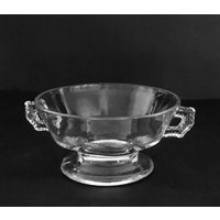 Vintage Plain-Aber-Elegant Glas Sockel Zuckerdose Mit Einzigartigen Griffen - Geschenkable Vintage Plain-Aber-Elegant Glas Sockel Zuckerdose Mit Einzigartigen Griffen - Geschenkable von MyClassiCupboard