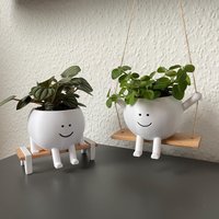 Hängender Und Sitzender Übertopf Klein Glücklich Blumentopf von MyCraftFactoryDE