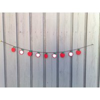 Apfel Girlande Gehäkelt, Rote Äpfel Und Apfelscheiben Gehäkelt Herbst Dekor Apfel Girlande Gehäkelt, Rote Äpfel Und Apfelscheiben Gehäkelt Herbst Dekor von MyCrochetings