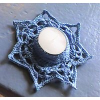 Gehäkelter Teelicht Kerzenhalter Sternenform in Blau von MyCrochetings
