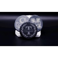 Untersetzer Schiefer Rund Personalisiert Mit Monogramm Und Name von MyDesignStyleCOM