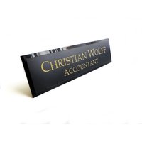Personalisierte Schreibtisch-Namensplatte, Individuell Graviertes Schreibtisch-Schild, Plakette, Büro-Schild, Schwarzer Granit-Look von MyEngravingDesigns
