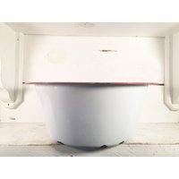 Sehr Große Weiß Und Rot Getrimmte Emailleschüssel/Becken/Bauernhausküche Extra Tiefe Emailleschüssel/Waschbottich/Shabby Chic Emaillegeschirr von MyFarmHouseKitchenCo