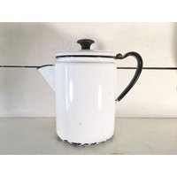 Weiß Und Schwarz Getrimmte Emaille-Kaffee-Kaffee/Kessel Bauernhaus-Küche Mid-Size-Emaille-Kaffee-Kanne/Shabby Chic Rustikale Emaille-Kaffeekanne von MyFarmHouseKitchenCo