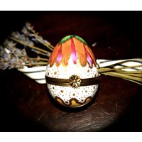 Limoges France Wunderschöne Handbemalte Eierform Schachtel Sku L209 von MyFrenchAffaire