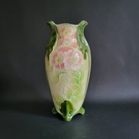 Keller Und Guérin Gärtner - Jugendstilvase St Clément Faience De Lunéville Verziert Mit Rosa Blumen Auf Einem Vintage-Grünen Hintergrund Made in von MyFrenchIdeedAntique