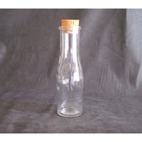 Kleine Glasflasche Mit Vintage Korken von MyFrenchIdeedAntique