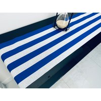 Königsblau & Weiss Gestreifter Teflon-Tischläufer Für Veranstaltungen, Hochzeiten, Wohnkultur, Wasserabweisend - 30 cm Breit Beliebig Lang von MyLushFabric