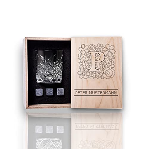 Personalisierbare Box mit Namen und Buchstaben - Whiskey Glas & EchtHolz Geschenkbox - 3 Whisky Steine - Geschenkset - Eiswürfel Wiederverwendbar von MyMagicMemory