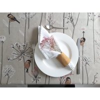 Tischdecke Heckengeflüster, Tischläufer Mit Vogel - Und Blumenprint, Im Leinenlook, Vogel Tischläufer, Blumen von MyMaryandMe