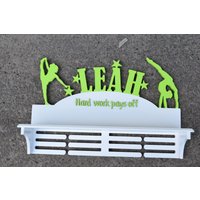 Personalisierte Gymnastik Medaillenhalter Trophäe Regal Сustom Display Geschenk Für Holz Medaillenaufhänger Sport Wand Medaillenständer Personalisierte Gymnastik Medaillenhalter Trophäe Regal Сustom Display Geschenk Für Holz Medaillenaufhänger Sport Wand Medaillenständer von MyNiceWood