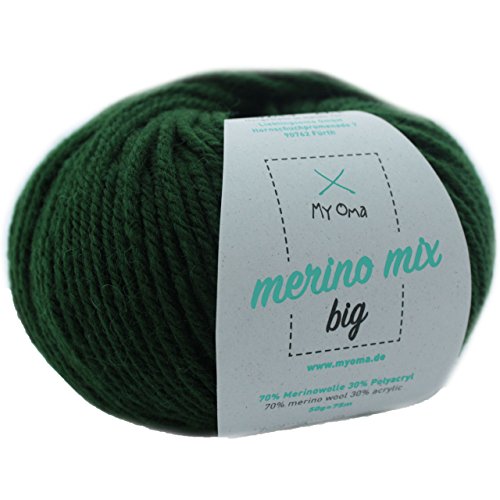 Merinowolle - 1 Knäuel Merino Wolle tannengrün (Fb 3245) - grüne Merinowolle zum Stricken + GRATIS MyOma Label - Strickgarn Merino - 50g/120m - MyOma Wolle - weiche Wolle - Merino Garn von MyOma