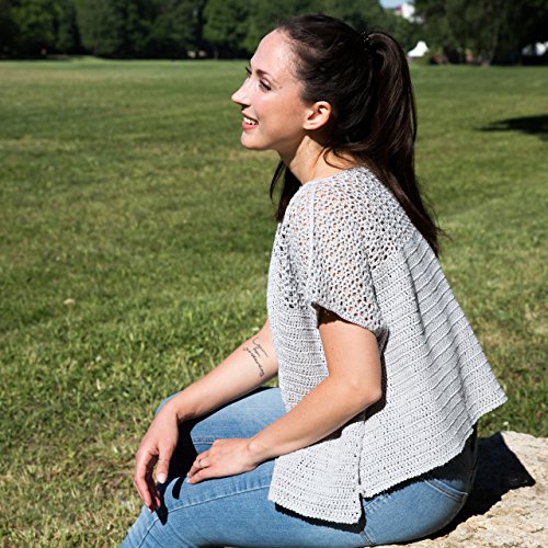 MyOma Häkelset Top oversize - DIY Top Urban Summer - Häkel-Set mit 9 Knäuel Cotton pure koralle (Fb 17) Wolle häkeln INKL. Häkelnadel 3,5mm– Sommerwolle + Häkelanleitung + GRATIS Label von MyOma