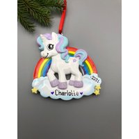 Baby Einhorn Personalisierte Weihnachtsverzierung, Kleines Pony Weihnachtsverzierung von MyOrnamentStudio