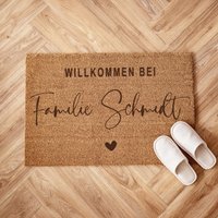 Personalisierte Kokos-Fußmatte Mit Familienname Und Herz - "Willkommen" | Indoor-Türmatte Geschenk Zum Einzug & Hochzeit von MyPrezzie