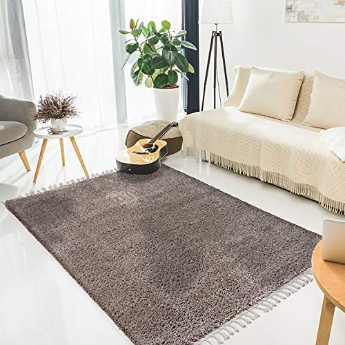 MyShop24h Teppich Wohnzimmer Shaggy - 140x200 cm - Dunkel Braun Einfarbig Flauschig Hochflor Teppiche Modern mit Fransen von MyShop24h