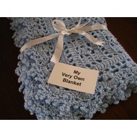 Weiche Blaue Spitze Hand Gehäkelte Baby Boy Decke Weiche Blaue Spitze Hand Gehäkelte Baby Boy Decke von MyVeryOwnBlanket