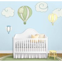 Heißluftballon & Wolke Wandsticker Für Baby Kinderzimmer von MyWallStickers