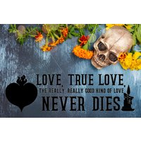 Buch Des Lebens - True Love Dies Wandsticker von MyWonderLife