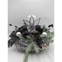 Weihnachtsgesteck Kugel Stern Eukalypthus Schwarz Weihnachtsgesteck Kugel Stern Eukalypthus Schwarz von MyfleurDE