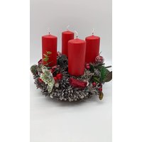 Weihnachtskranz Adventskranz Adventsgesteck Zapfenkranz Kerzen Kugeln Beeren Rot Weihnachtskranz Adventskranz Adventsgesteck Zapfenkranz Kerzen Kugeln Beeren Rot von MyfleurDE