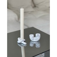 Kerzenhalter in Knotenform Für Eine Stabkerze Weiß, Grau Oder Schlamm Als Schönes Dekoobjekt von Mykiro