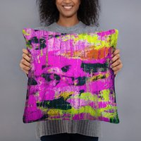 Magenta Und Chartreuse Kissenbezug - Abstract Grunge Texture Painting von MysaArt