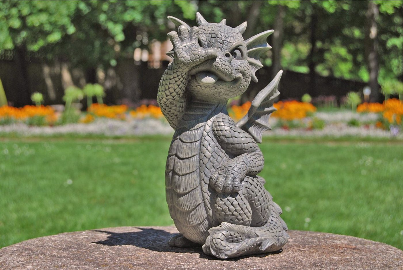 MystiCalls Gartenfigur Gartendrache - Modell Flitzpiepe MystiCalls Gartenfigur Gartendrache - Modell Flitzpiepe von MystiCalls