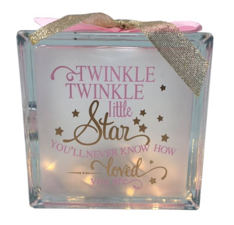 MystiCalls LED-Dekofigur Glasbaustein Baby Glas Bild Bilderrahmen Geburt Mädchen Girl mit LED (1 St), Integrierte Lichterkette von MystiCalls