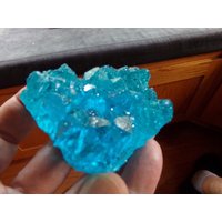 Blauer Glitzer Kristall Cluster Briefbeschwerer von MysticMerchantGifts