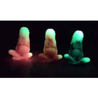 Glow in The Dark Figur - Gaia Mutter Erde Göttin von MysticalHaven