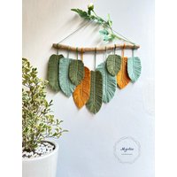 Grün Gemischt Orange Blatt Makramee/ Home Dekoration/ Geschenk Muttertag/ Einzigartiges Federblatt von MysticcStore