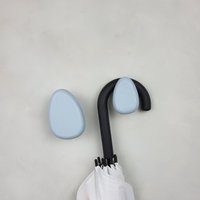 Hellblauer Haken An Der Wand - Tropfen Design Kinderzimmer Dekor von NAMIIhardware