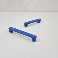 Knallblauer Möbelgriff I Knallblau Buntes Möbel Accessoire Mehr Farben von NAMIIhardware