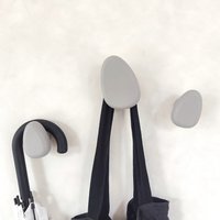 Moderne Garderobenhaken in Grau Drop - Wand Montiert Moderne Garderobenhaken in Grau Drop - Wand Montiert von NAMIIhardware