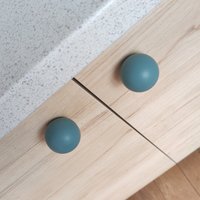 Türkisfarbener Möbelknauf Für Babyzimmer, Kinderzimmer I Runde Form Mehrfarbig von NAMIIhardware