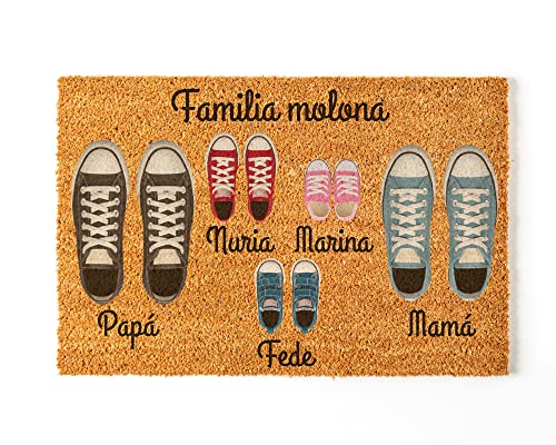 Fußmatte Personalisiert | Gestalte Deine Fußmatte mit deiner ganzen Familie | 70 x 40 cm | Lustige und originelle Fußmatten aus 100% Kokosfaser | Familie von 5 - NANNUK von NANNUK Baby creations